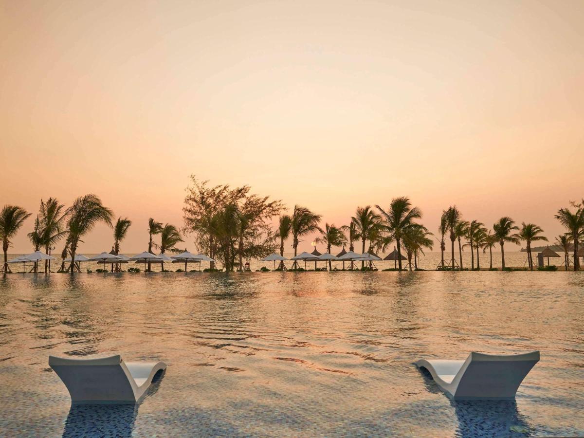 Moevenpick Villas & Residences Phu Quoc Luaran gambar Sunset at the beach